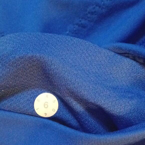 Lululemon Athletica Women's Zipper Front Leggings with Mesh Trim. Size 6 - Picture 15 of 15